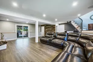 40 Schirra Dr, Wanaque, NJ 07465 - Photo 24