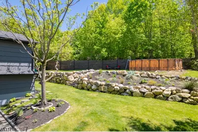 40 Schirra Dr, Wanaque, NJ 07465 - Photo 32