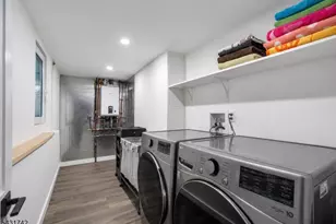 40 Schirra Dr, Wanaque, NJ 07465 - Photo 26