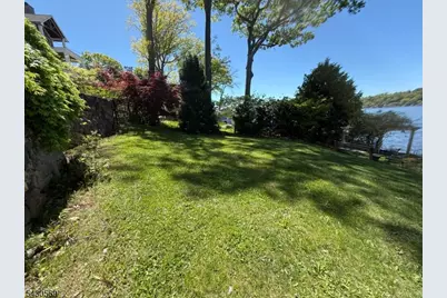 501 Windemere Ave, Mount Arlington, NJ 07856 - Photo 6