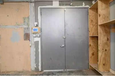 172 Lyon St, Paterson, NJ 07524 - Photo 6