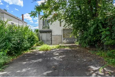 172 Lyon St, Paterson, NJ 07524 - Photo 32