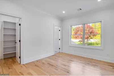 74 Hillside Ave, Livingston, NJ 07039 - Photo 16