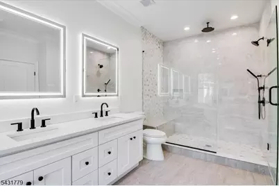 74 Hillside Ave, Livingston, NJ 07039 - Photo 14