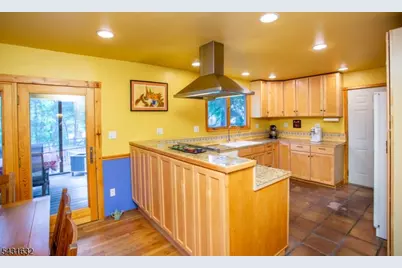 40 Union Rd, Clinton, NJ 08809 - Photo 10