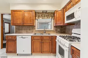 60 White Oak Rd, Parsippany, NJ 07054 - Photo 4