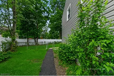 1585 Saint Ann St, Scotch Plains Township, NJ 07076 - Photo 28