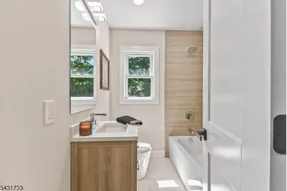 1585 Saint Ann St, Scotch Plains Township, NJ 07076 - Photo 20