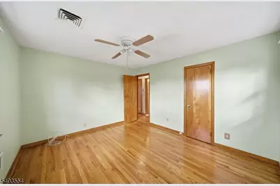 52 Broadway, Clark Township, NJ 07066 - Photo 22