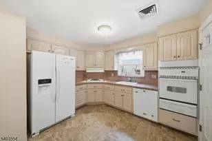 52 Broadway, Clark Township, NJ 07066 - Photo 10