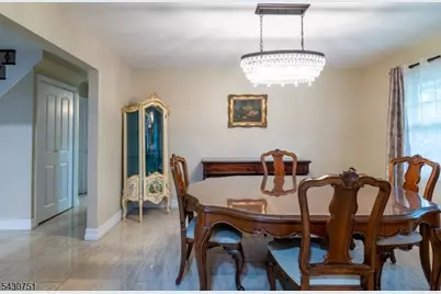 14 Buttonwood Dr, Franklin Township, NJ 08873 - Photo 12