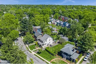 36 Salter Pl, Maplewood, NJ 07040 - Photo 48