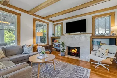 36 Salter Pl, Maplewood, NJ 07040 - Photo 14