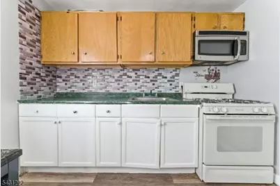 822-24 W 6th St #2, Plainfield, NJ 07063 - Photo 8