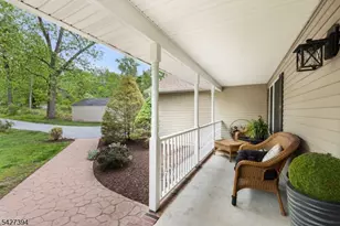 534 Berrywood Ln, Bridgewater, NJ 08807 - Photo 2