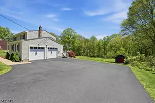207 Mooney Rd, Roxbury Township, NJ 07836 - Photo 44
