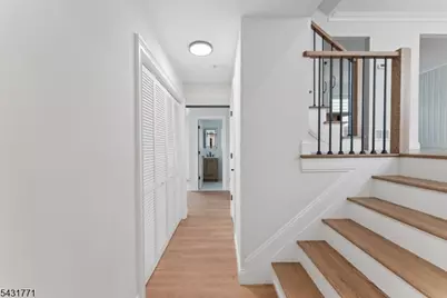 185 Maple St, Roselle Park, NJ 07204 - Photo 22