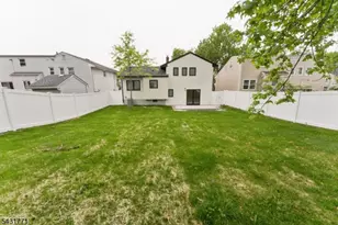 185 Maple St, Roselle Park, NJ 07204 - Photo 26