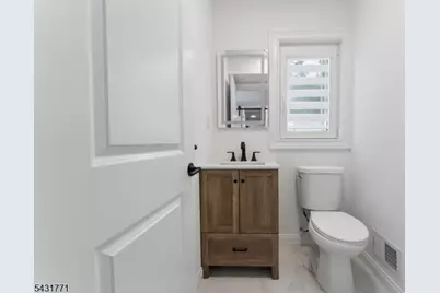 185 Maple St, Roselle Park, NJ 07204 - Photo 10