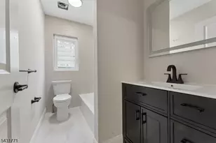 185 Maple St, Roselle Park, NJ 07204 - Photo 12