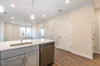 515 Union Blvd #28, Totowa, NJ 07512 - Photo 6