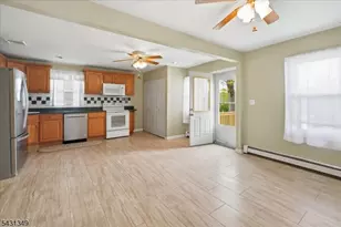 7 Willow St, Mount Arlington, NJ 07856 - Photo 14