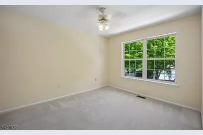 72 Dorchester Dr, Bernards Township, NJ 07920 - Photo 18