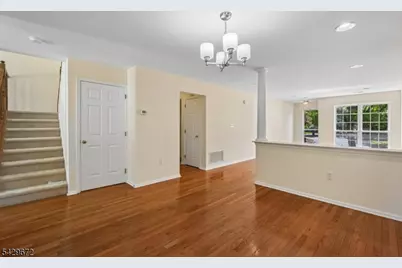 72 Dorchester Dr, Bernards Township, NJ 07920 - Photo 6