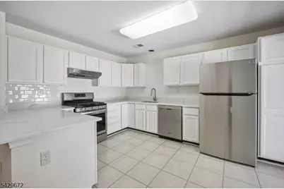 72 Dorchester Dr, Bernards Township, NJ 07920 - Photo 12