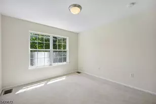 72 Dorchester Dr, Bernards Township, NJ 07920 - Photo 22