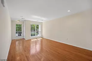 72 Dorchester Dr, Bernards Township, NJ 07920 - Photo 4