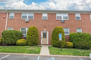 33 Knox Terrace, Wayne, NJ 07470 - Photo 1