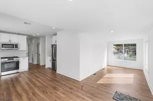 11 Dunkerly St, Totowa, NJ 07512 - Photo 16