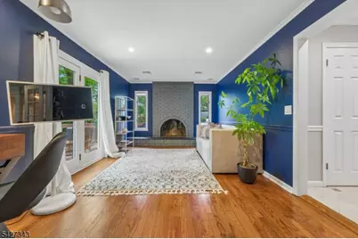 9 Wingate Way, Roseland, NJ 07068 - Photo 10
