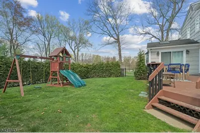 9 Wingate Way, Roseland, NJ 07068 - Photo 38