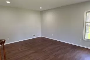 15 Berry Ct, Mount Olive, NJ 07836 - Photo 4