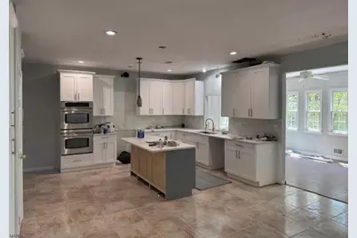15 Berry Ct, Mount Olive, NJ 07836 - Photo 2