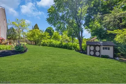 18 Johnfield Ct, Piscataway Township, NJ 08854 - Photo 8
