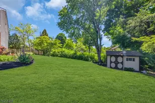 18 Johnfield Ct, Piscataway Township, NJ 08854 - Photo 8