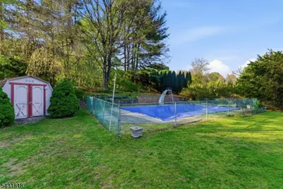 29 Albertine Pl, West Milford, NJ 07438 - Photo 36