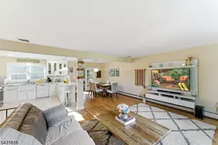 29 Albertine Pl, West Milford, NJ 07438 - Photo 8