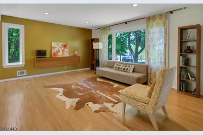34 Bear Brook Ln, Livingston, NJ 07039 - Photo 6