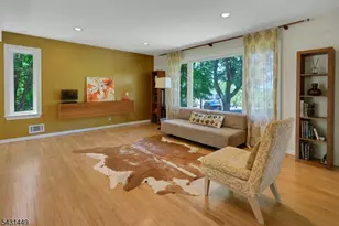 34 Bear Brook Ln, Livingston, NJ 07039 - Photo 6