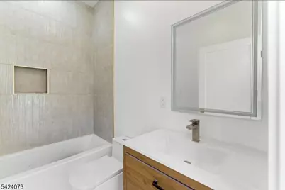 113 Oak St #1, Jersey City, NJ 07304 - Photo 10