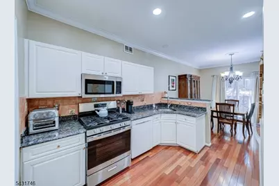 10 Cypress Ct, Clinton, NJ 08809 - Photo 14