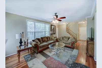10 Cypress Ct, Clinton, NJ 08809 - Photo 8