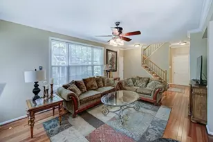 10 Cypress Ct, Clinton, NJ 08809 - Photo 8