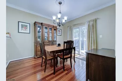 10 Cypress Ct, Clinton, NJ 08809 - Photo 10