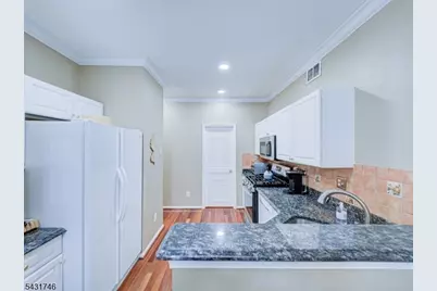10 Cypress Ct, Clinton, NJ 08809 - Photo 16