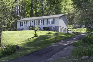 25 Hope Rd, Liberty Township, NJ 07838 - Photo 1